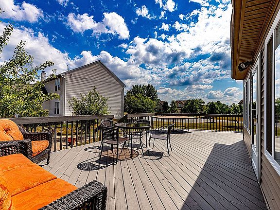 2nd image of 6644 English Garden Way