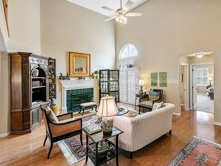 8508 Angel Oak Ct — Photo 5