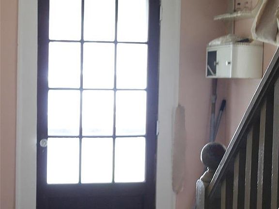 2nd image of 5 Cherry St
