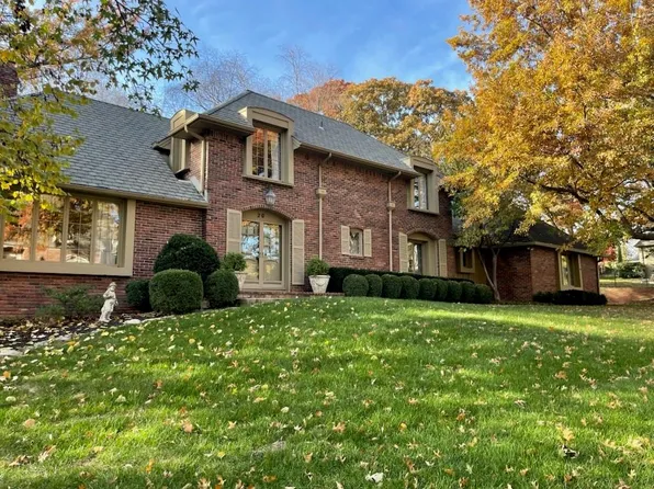 20 Wycklow St, Overland Park, KS 66207