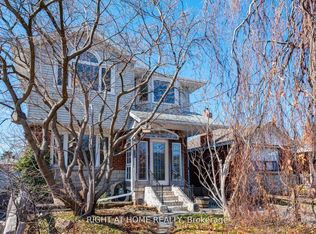 952 Coxwell Ave, Toronto, ON M4C3G3