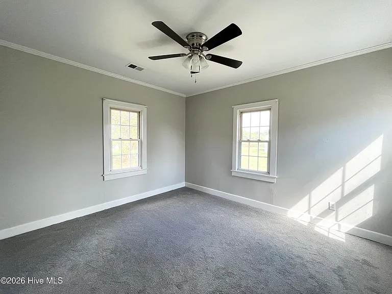 784 S Sandy Hook Rd — Photo 10