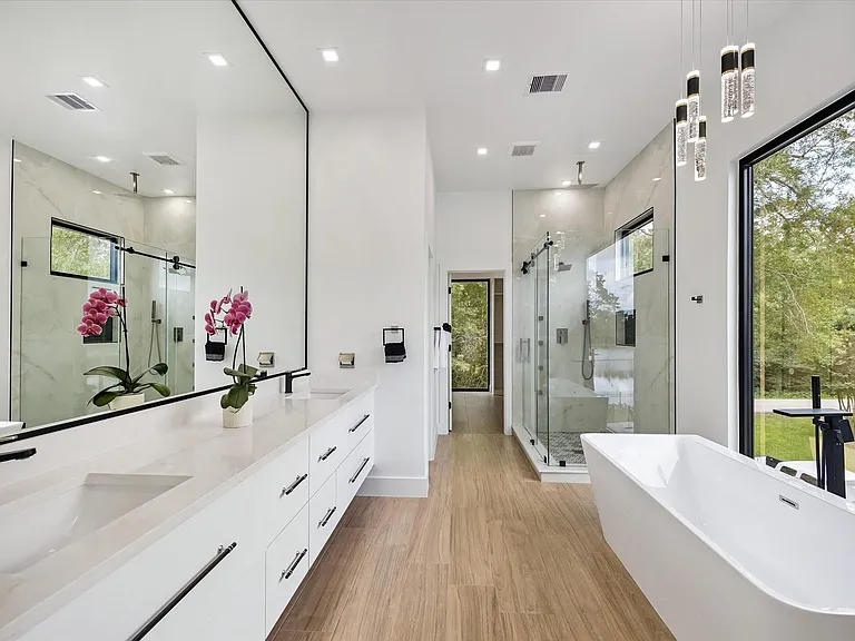 407 Brook Hollow Dr — Photo 20