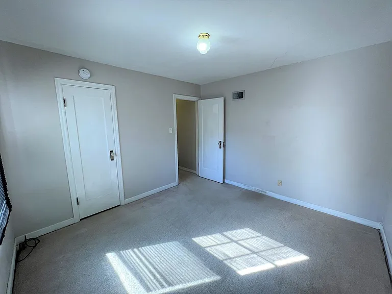 1117 Bertrand St #A — Photo 6