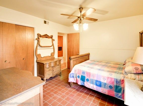 5th image of 4510 Moana Dr