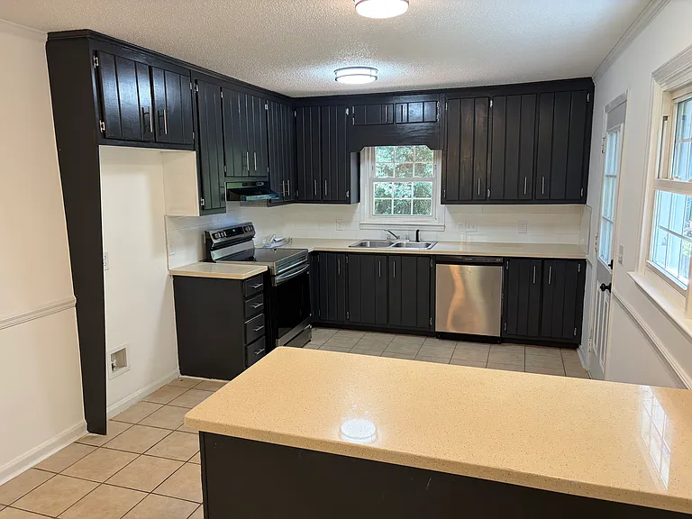 3276 Hickory Bluff Dr — Photo 4