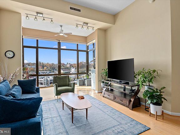 5th image of 2720 S Arlington Mill Dr Unit 1107