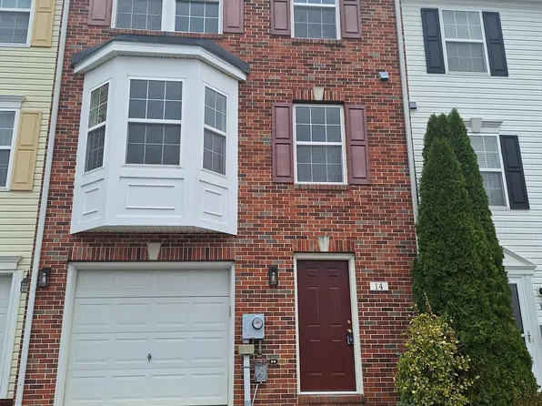 14 Lopez Dr, Martinsburg, WV 25405