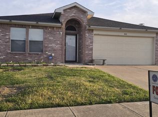 808 Wilmor Ct, Arlington, TX