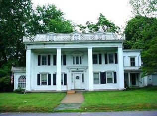 11 Manwaring Rd APT 1, Norwich, CT 06360