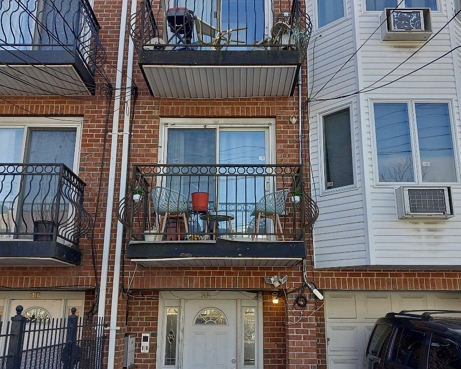 7414 91st Avenue, Woodhaven, NY 11421 Zillow