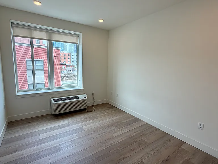 293 Fairmount Ave #403 — Photo 7