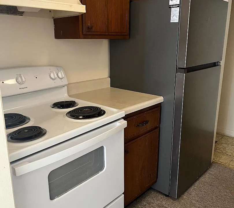 211 S 4th Ave #9