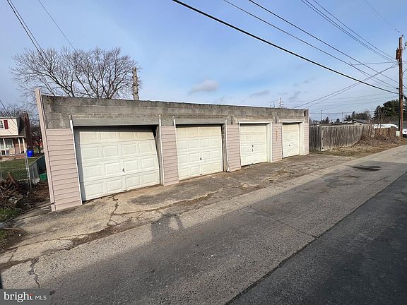 4th image of 916 Corbett St #918