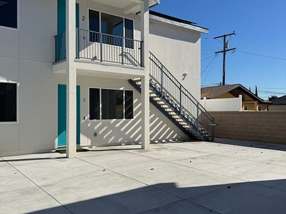 3rd image of 6170 Briercrest Ave #2