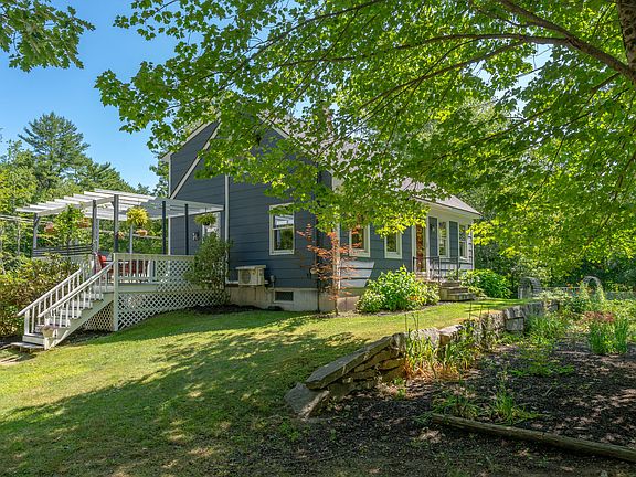 3rd image of 185 Yarmouth Road
