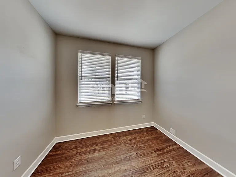 4407 Erabele Dr — Photo 17
