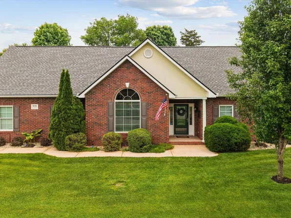 7030 Wyndham Pointe Ln, Knoxville, TN 37931