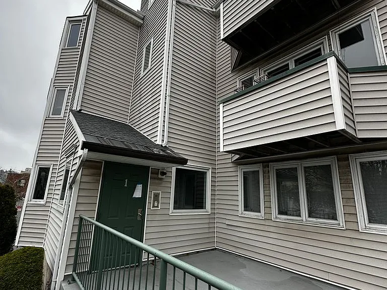616 Boston Ave #1F — Photo 17