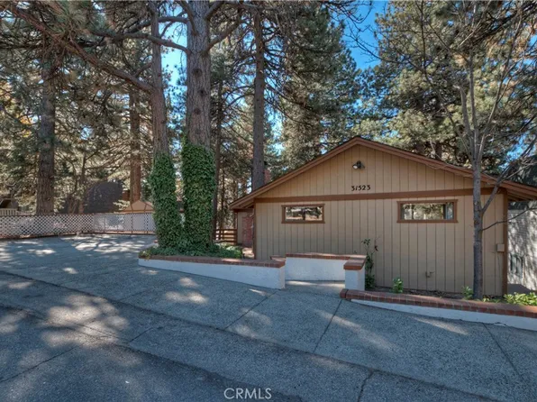 31523 Pleasant Dr, Running Springs, CA 92382