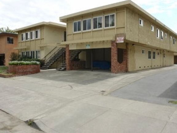3rd image of 2982 Magliocco Dr #307