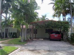 1112 N 13th Ct, Hollywood, FL 33019