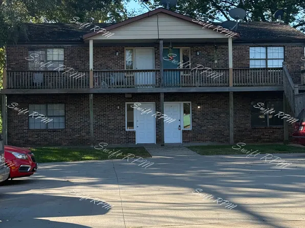 107 W Nichols St, Spring Hill, KS