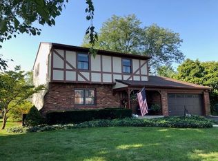 1437 Old Henderson Rd, Columbus, OH 43220