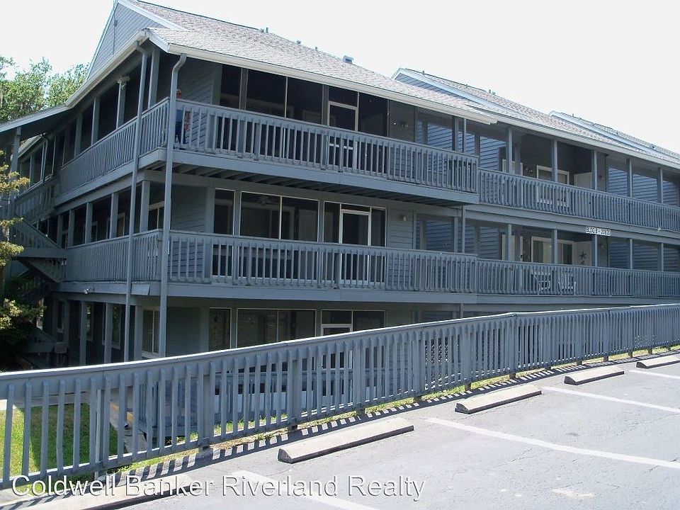 1st image of 20820 River Dr APT B18