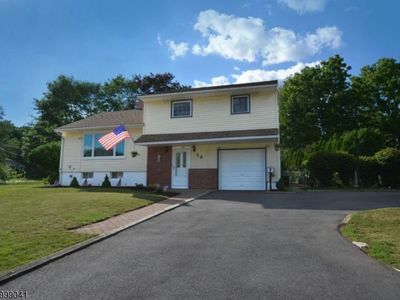 24 Honeyman Dr, Succasunna, NJ, 07876