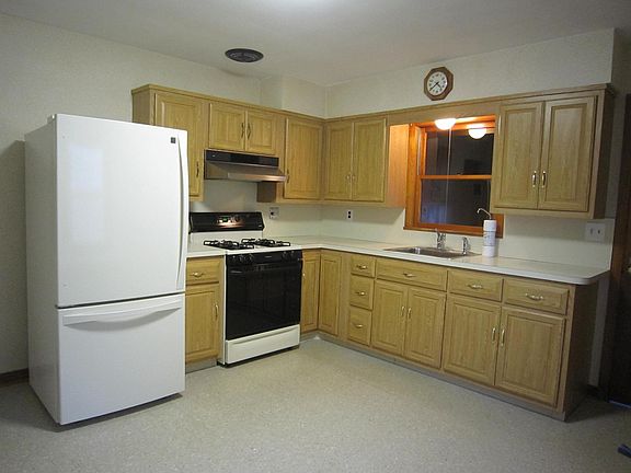 Large Eat in Kitchen