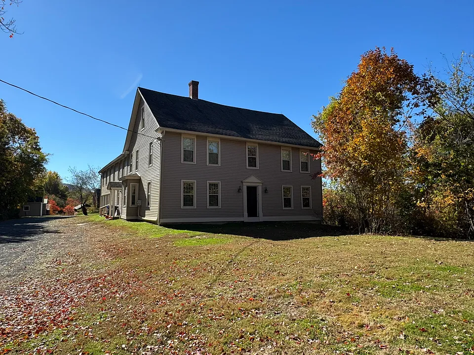 121 Bay Rd #2