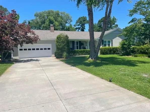109 Bretonshire Rd, Wilmington, NC 28405