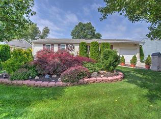 15 Wellesley Rd, Parlin, NJ 08859