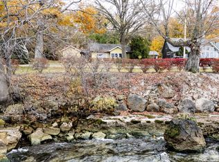 1022 W Lakeshore Dr, Kelleys Island, OH 43438