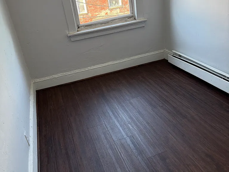 189 Griffith St #3 — Photo 22