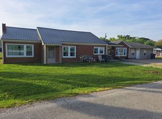 209 Edgewood St, Lafayette, TN 37083
