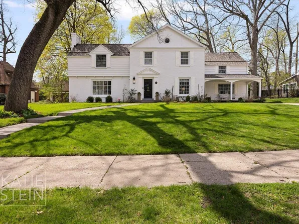 833 Gladstone Dr SE, East Grand Rapids, MI 49506