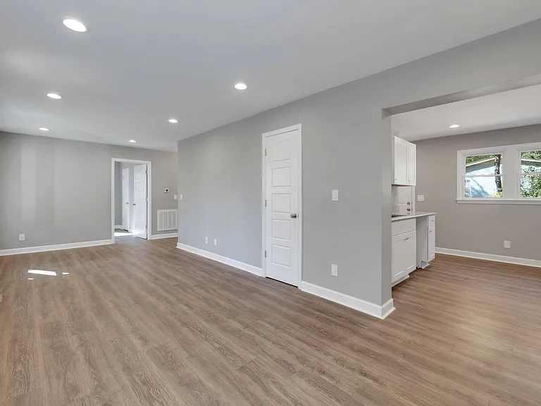 7108 Hicks Ct — Photo 21
