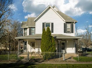 226 N Center St, Plainfield, IN 46168