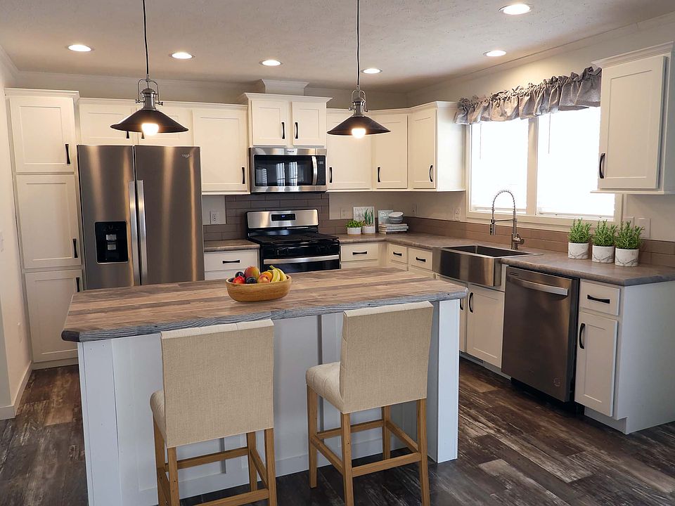 1st image of 118 Woodcreek Blvd #10