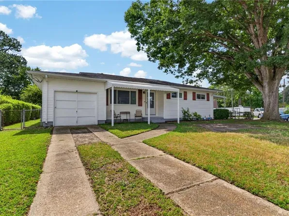 3115 Hornsea Rd, Chesapeake, VA 23325