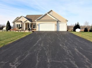 4835 Appaloosa Trl, Clay, NY 13041