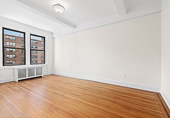 5th image of 210 W 101st St APT 16C