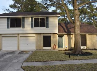 17226 Chapel Pine St, Spring, TX 77379