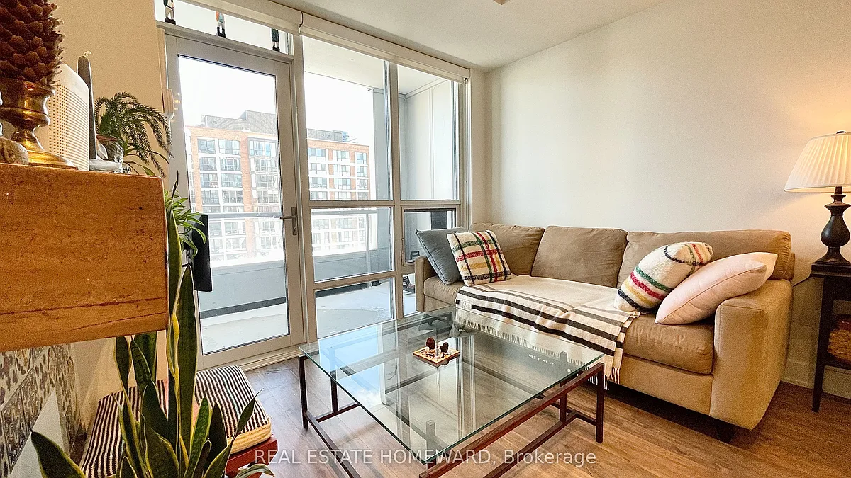 Building Photo - 38 Cameron St #610