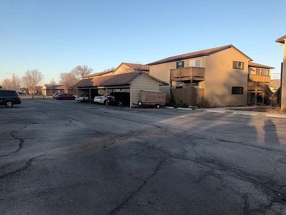 3rd image of 3200 Garden Grove Pkwy #2A