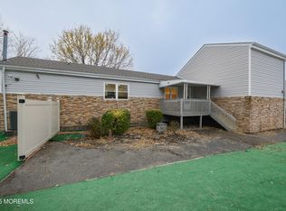 136 7th St, Hazlet Township, NJ 07734