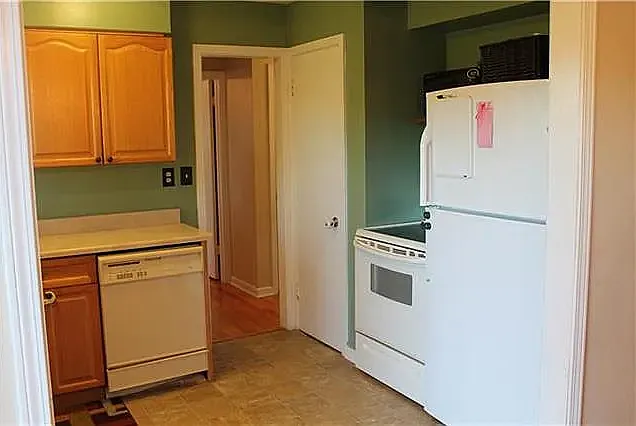 2 bed, 1064 sqft, $2,650 — Photo 2
