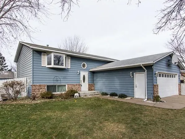 1229 Dennis St N, Maplewood, MN 55119